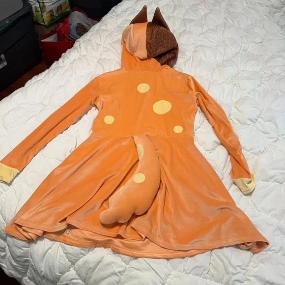 Womens bluey chilly costume S - Picture 5 of 5